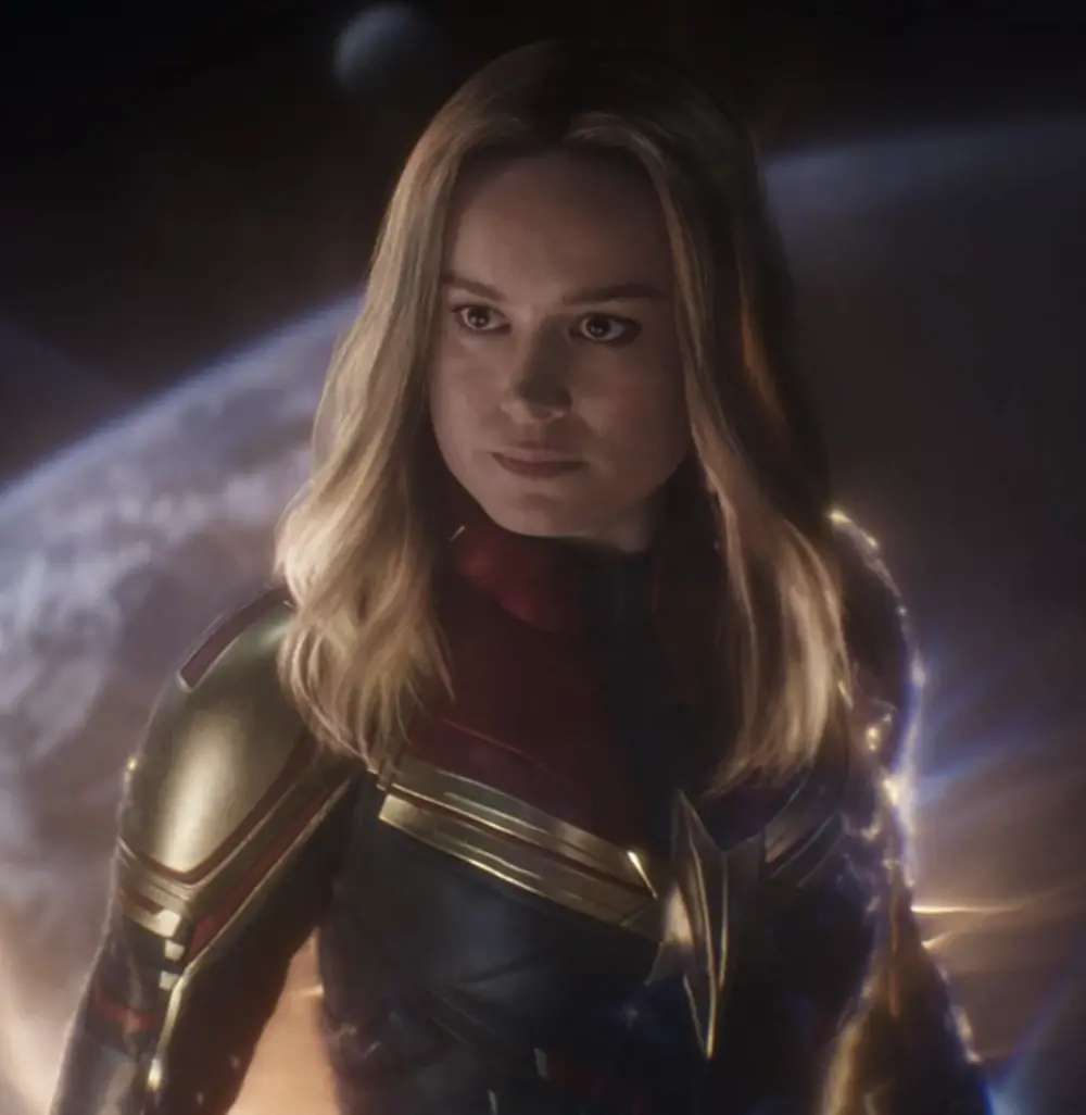 Uniforme 3 captain marvel