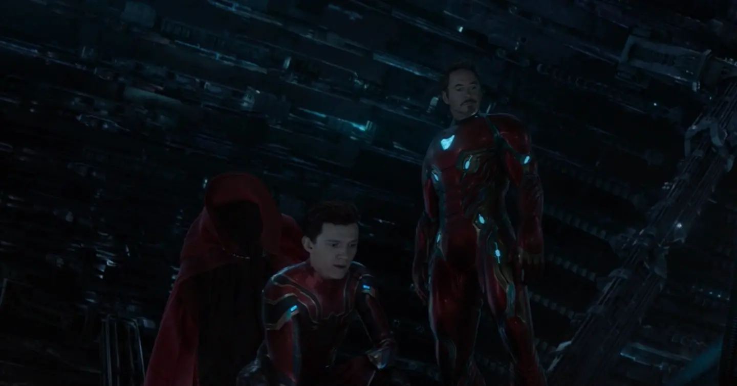Aiw spider man cherche a secourir docteur strange