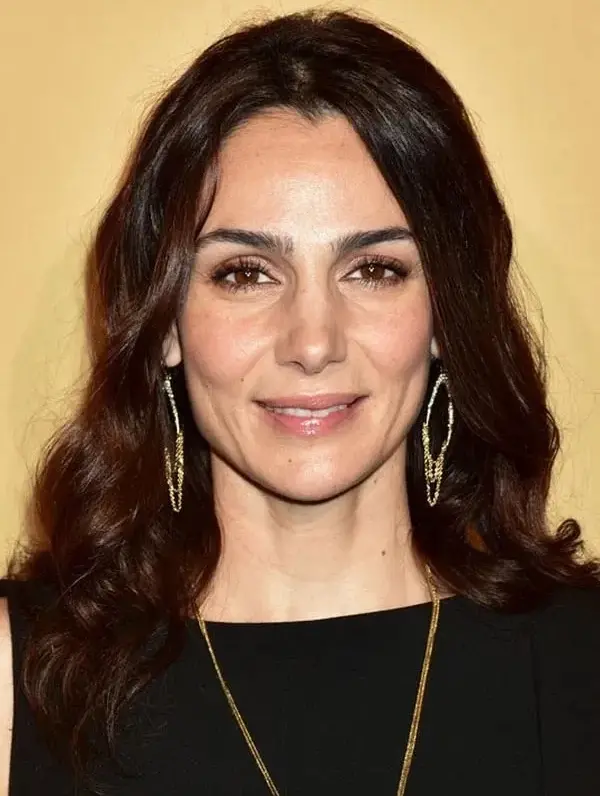 Annie parisse