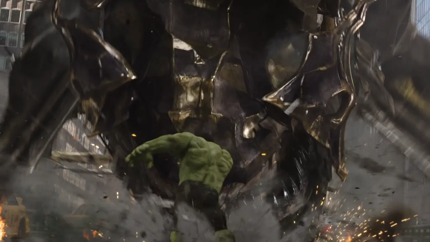 Av hulk frappant un leviathan