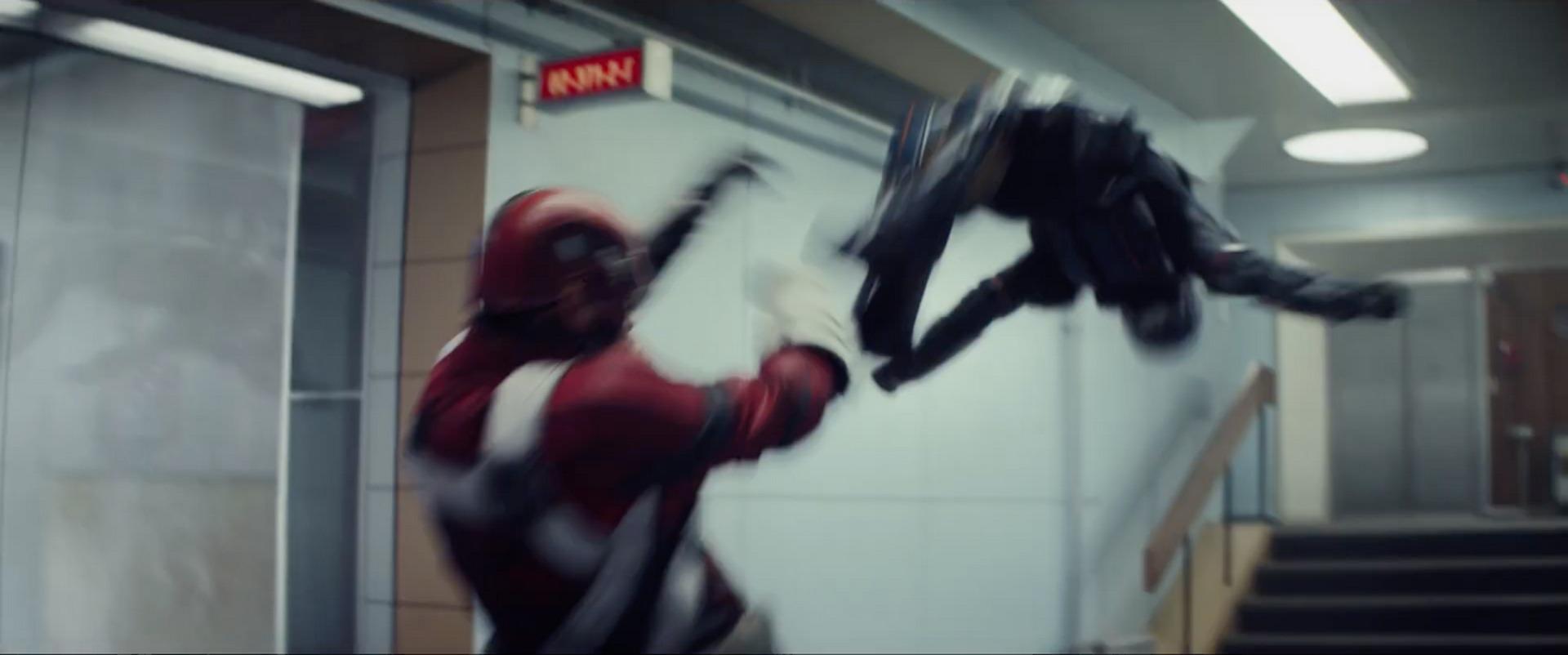 Bw taskmaster acrobate face a red guardian