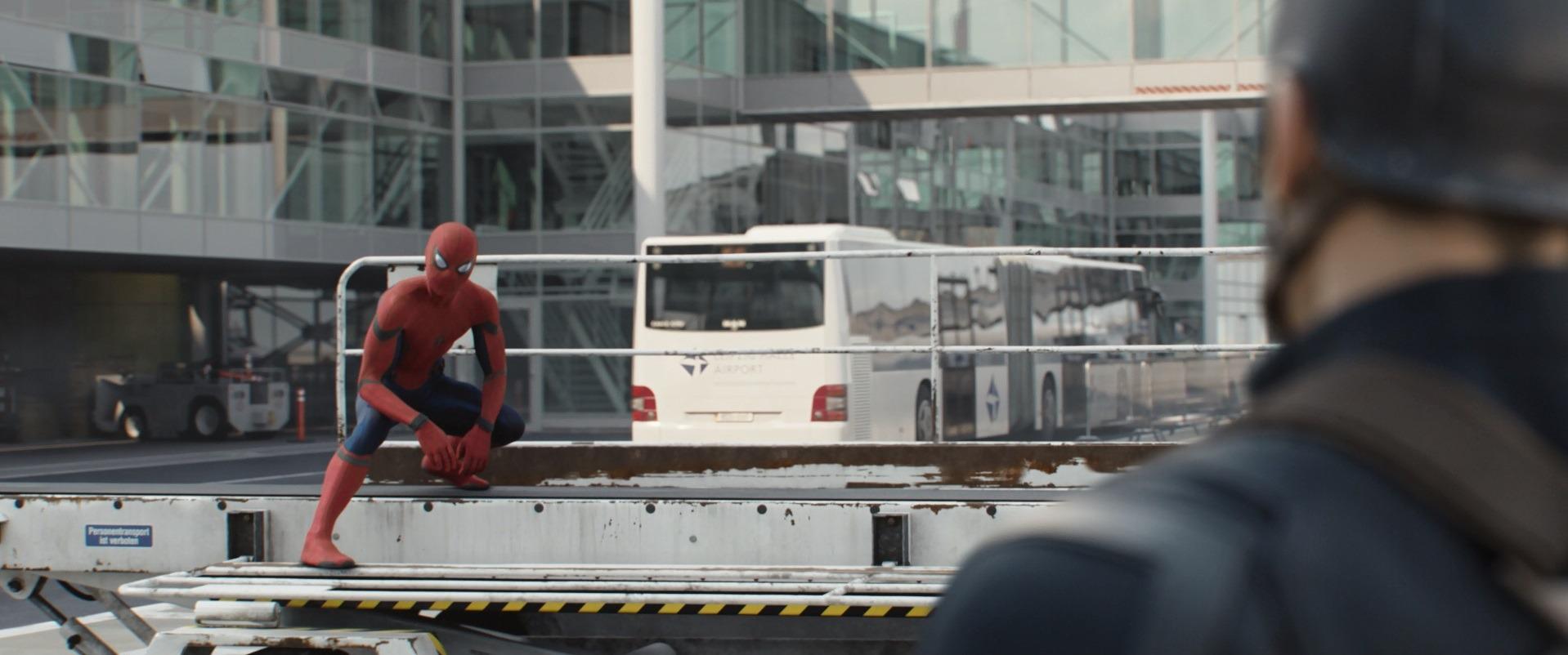 Cacw spider man confronte captain america seul