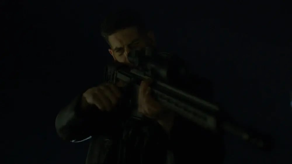 Dd 213 punisher vs la main