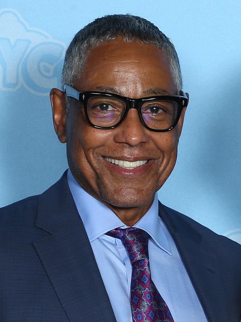 Giancarlo esposito photo op galaxycon raleigh 2022