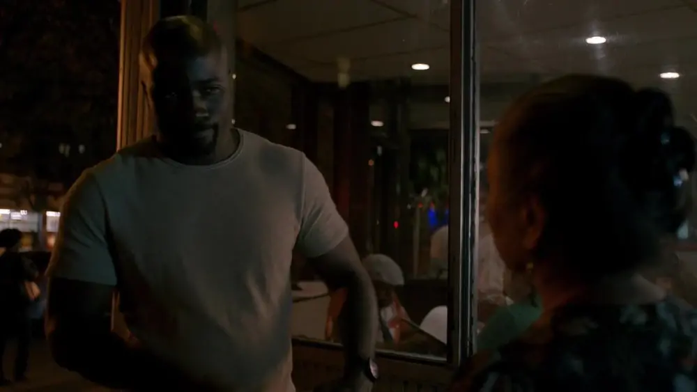 Lc cage est confronte par connie lin