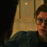 Smffh parker dit a beck de garder les lunettes