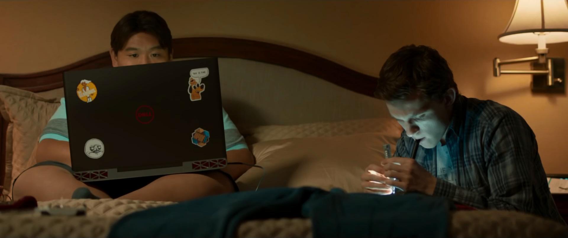 Smh parker et ned leeds piratent le costume