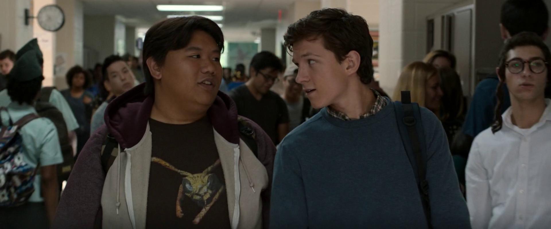 Smh parker et ned leeds traversent le lycee