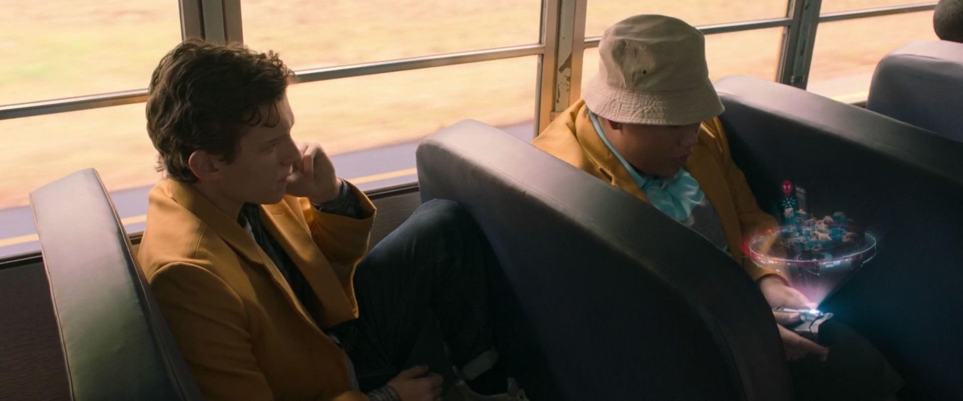 Smh parker recoit un appel de happy hogan