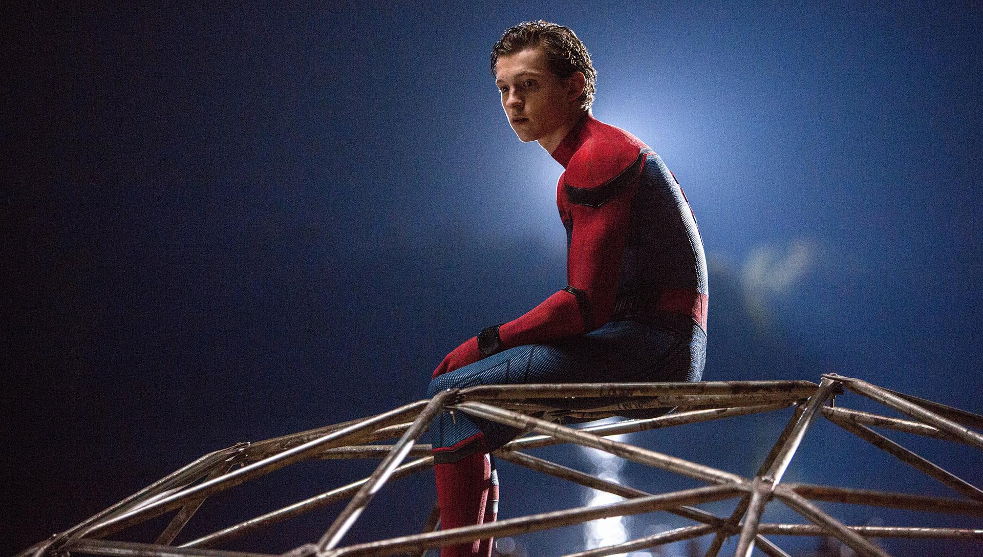 Smh spider man est confronte par iron man