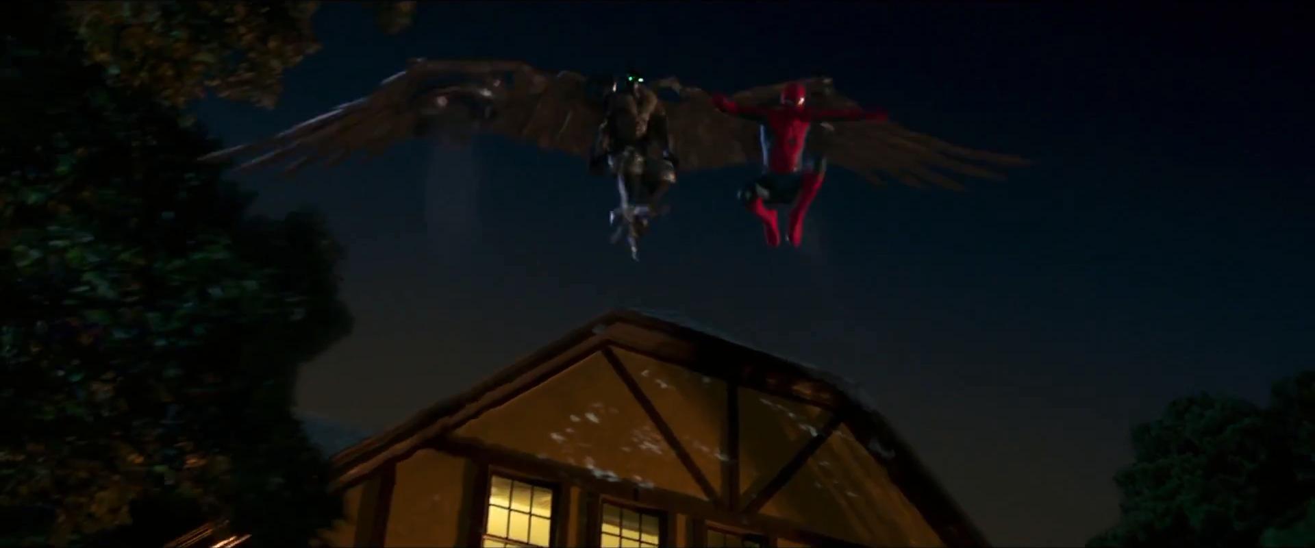 Smh spider man est pris en embuscade par le vautour