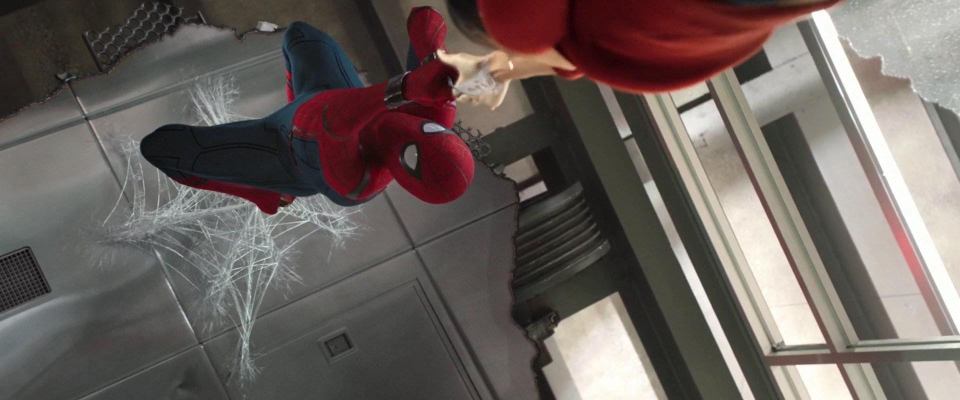 Smh spider man reussit a sauver liz allan