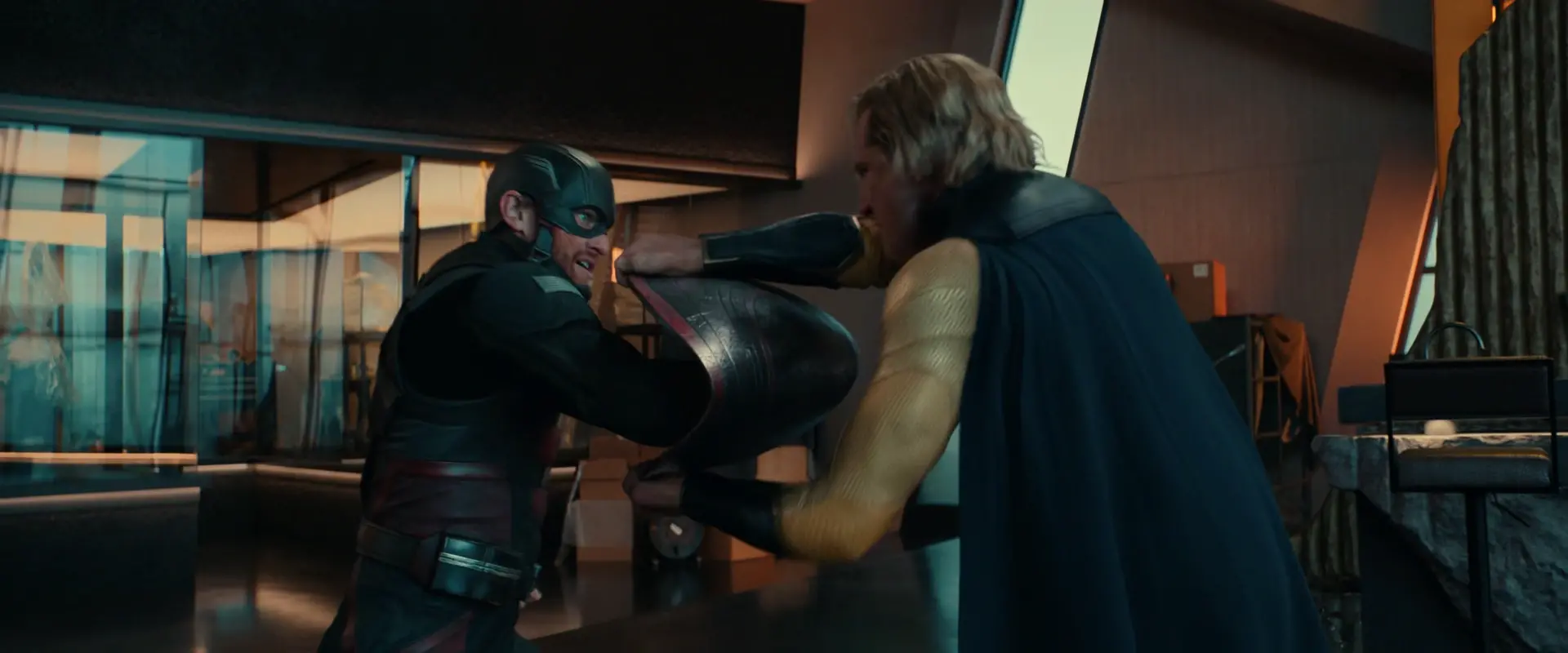 Thunderbolts sentry tord le bouclier de l us agent