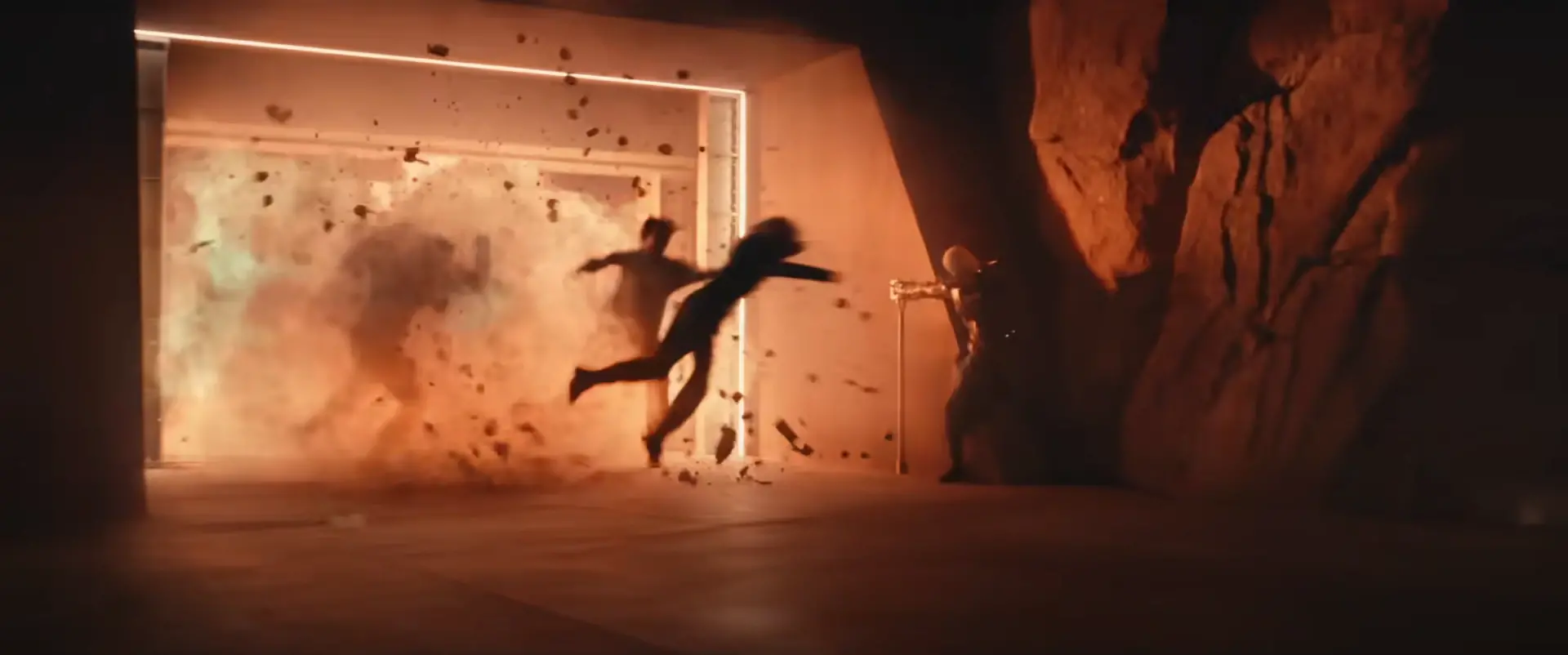 Thunderbolts thunderbolts echappent a l explosion